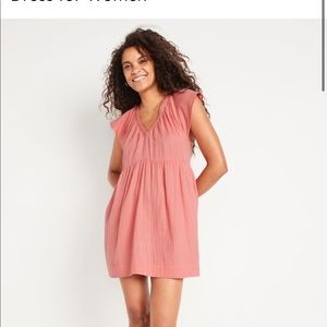 Old Navy Coral Flutter-Sleeve Dress w/Pockets